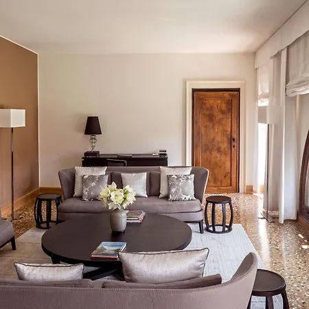 Hotel Aman